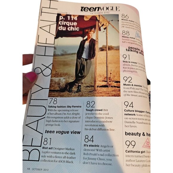 Teen Vogue October 2012 Magazine Victoria Justice Cover Fall Fashion Trends - Picture 5 of 7